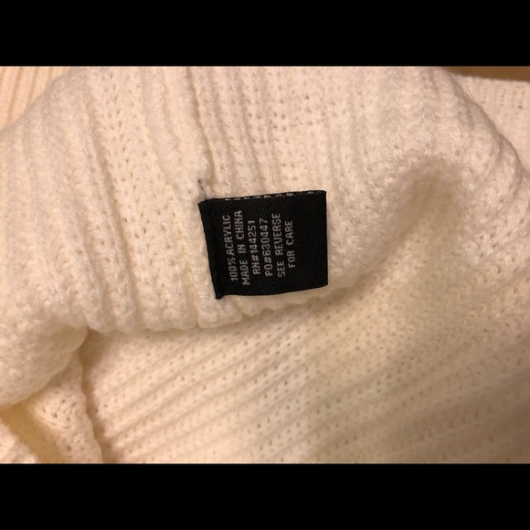 White sweater - Picture 3 of 3